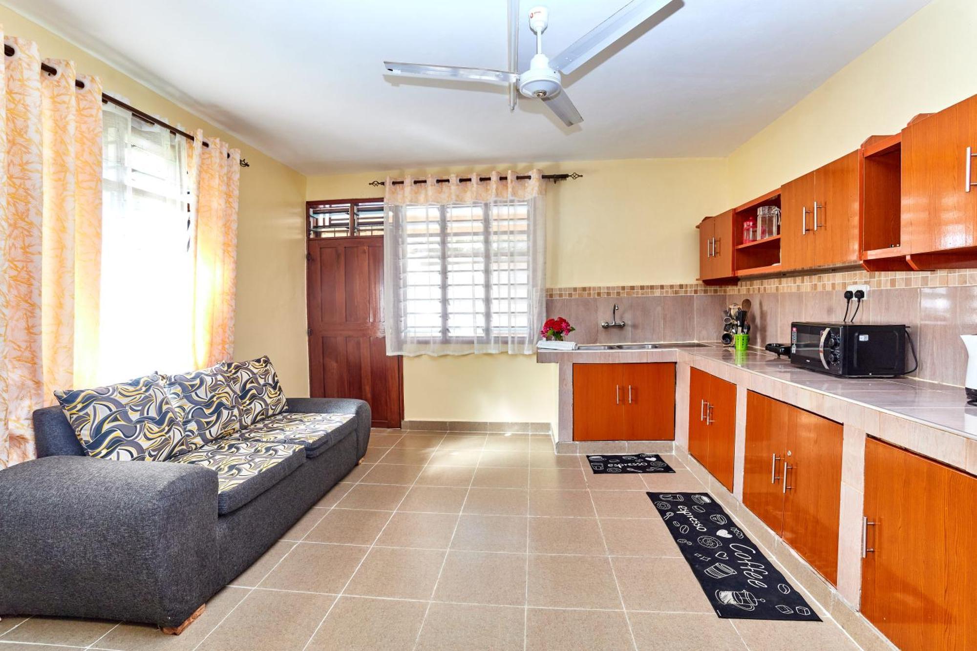 Diani Beach Gold Apartments Eksteriør bilde