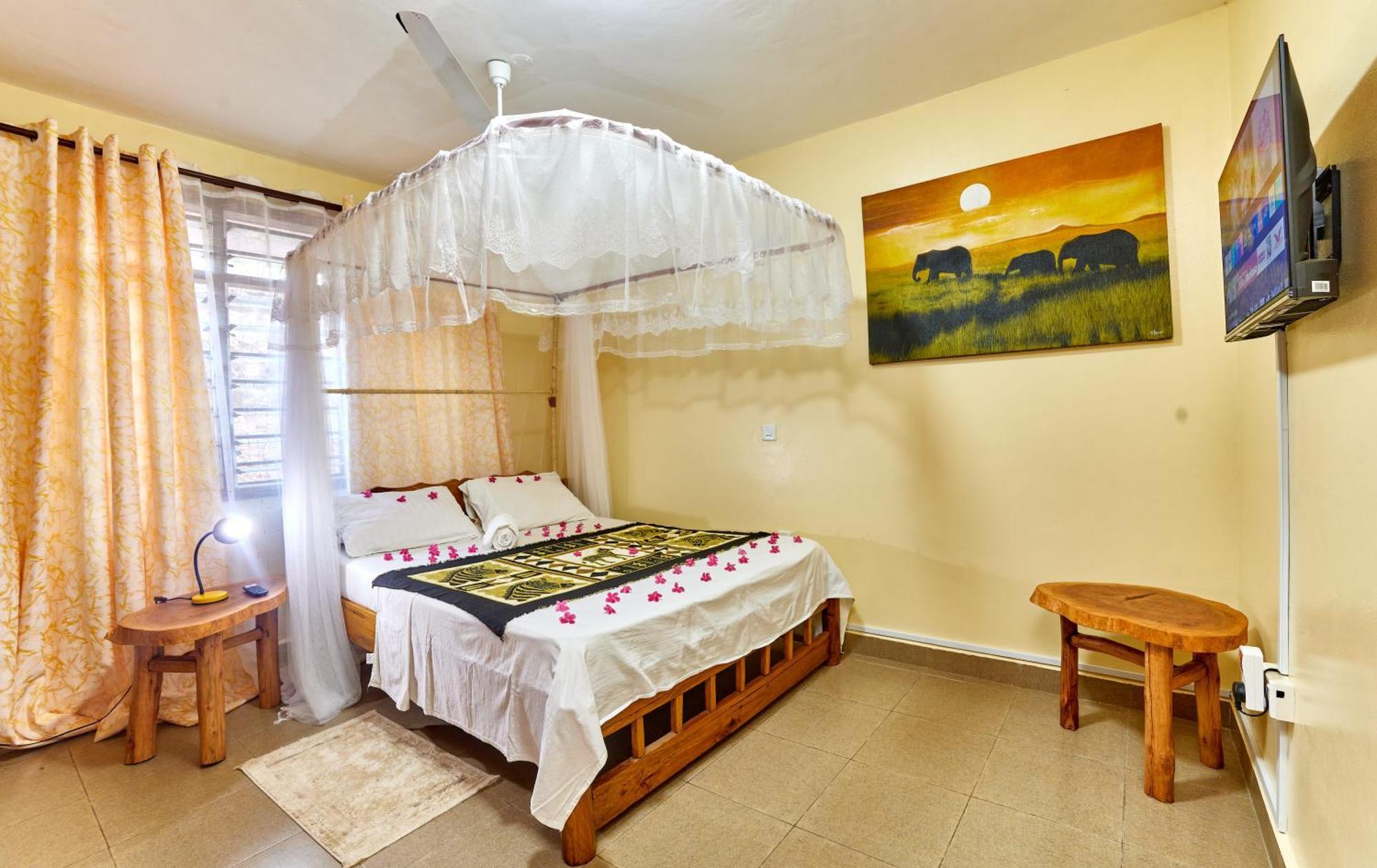 Diani Beach Gold Apartments Eksteriør bilde