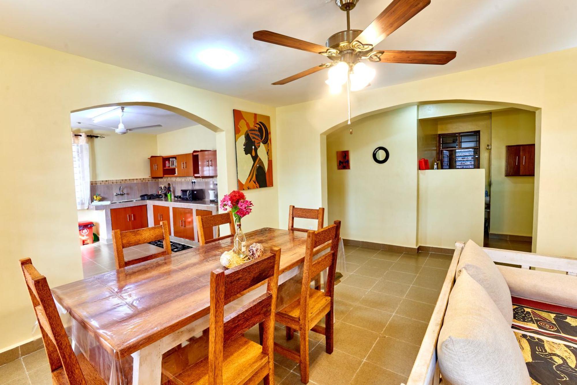 Diani Beach Gold Apartments Eksteriør bilde
